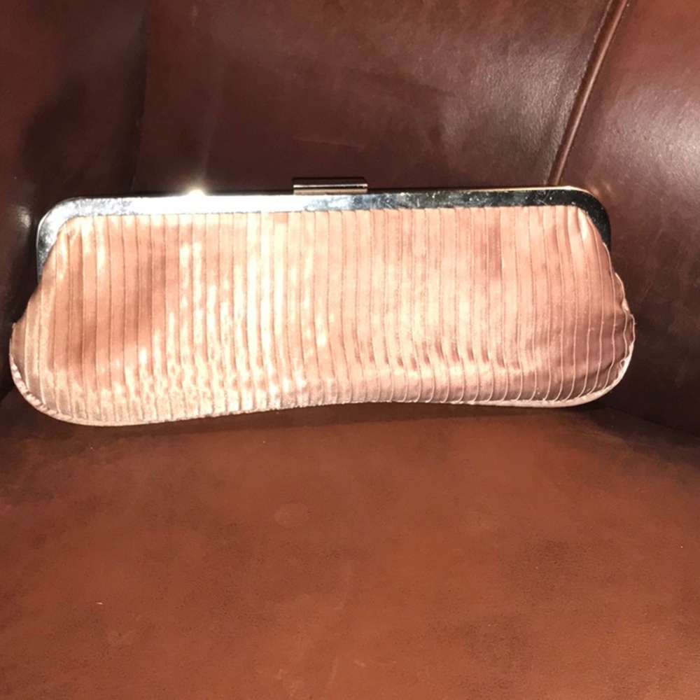 Clutch purse
